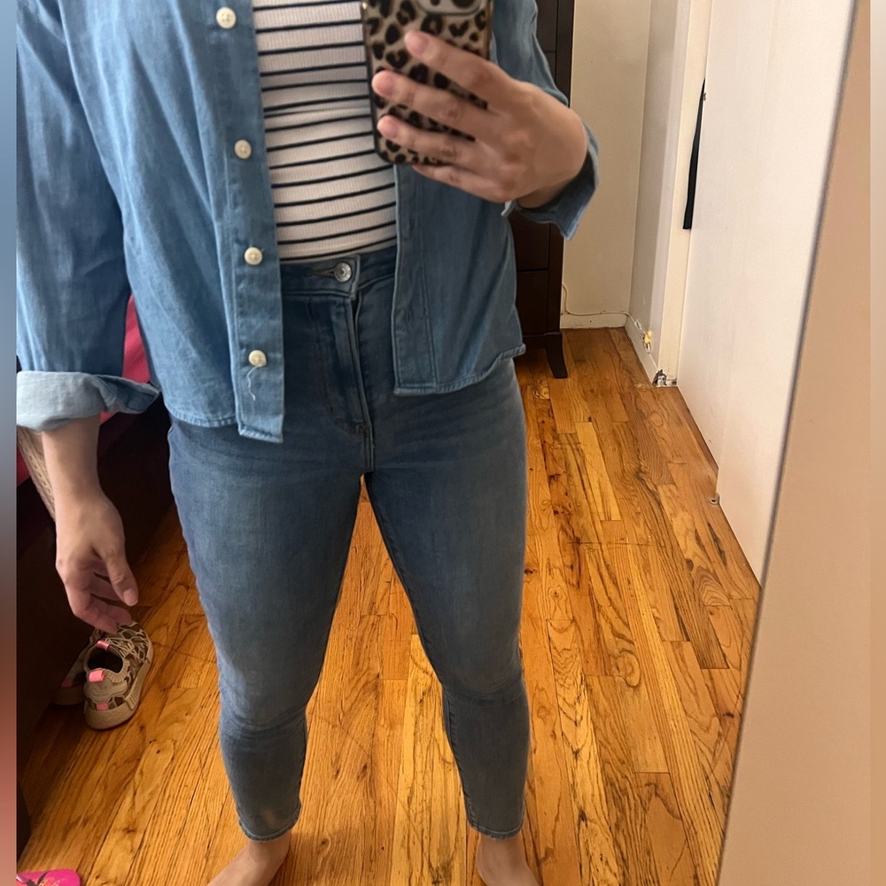 Abercrombie & Fitch Light Blue Skinny Jeans